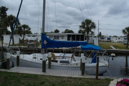 Catalina 30 for sale in United States of America for $ 15.000 (£ 10.711)