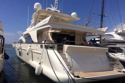 Azimut 105 for sale in Spain for €2,900,000 (£2,522,112)