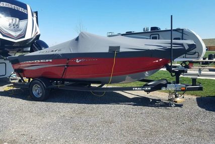 Tracker Pro Guide V-175 SC for sale in United States of America for $25,000 (£18,787)