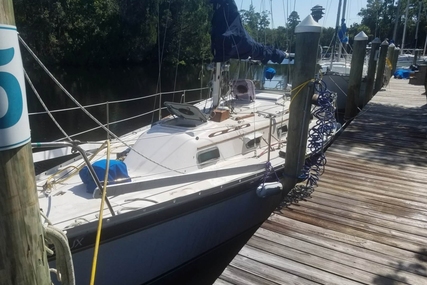 Irwin Yachts 34 Citation for sale in United States of America for $12,500 (£9,693)
