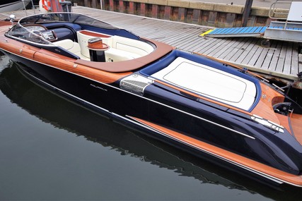Riva Aqua 33 for sale in United Kingdom for £249,950