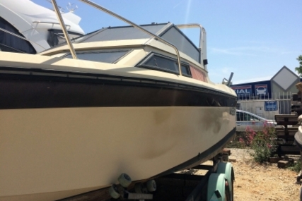 Jeanneau Skanes 650 for sale in France for €4,900 (£4,289)