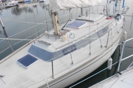 Dufour 31 for sale in France for €19,000 (£16,524)