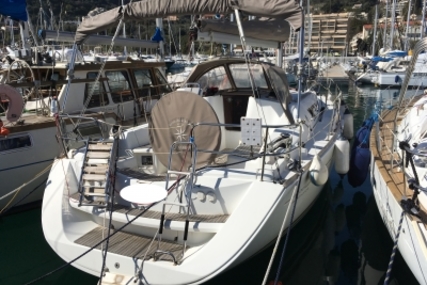 Jeanneau Sun Odyssey 36i Performance for sale in France for €90,000 (£78,872)