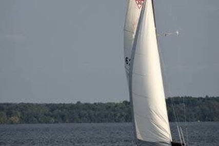 Catalina 30 for sale in United States of America for $15,000 (£11,272)