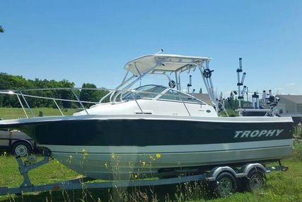 Trophy 2102 for sale in United States of America for 45,500 $ (34,987 £)