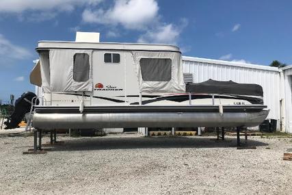 Sun Tracker Party Hut 30 OUTBOARD 4 Stroke for sale in United States of America for $29,995 (£21,494)
