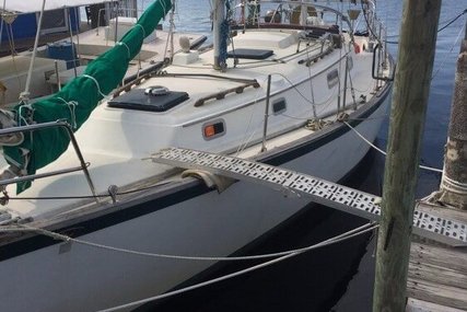 Pearson 36 for sale in United States of America for $27,800 (£20,861)