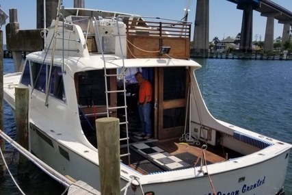 Hatteras 41 C for sale in United States of America for $35,600 (£26,560)