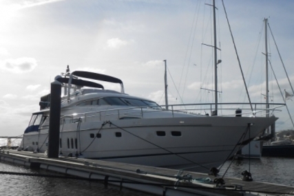 Fairline Squadron 74 for sale in Portugal for 825.000 € (720.940 £)