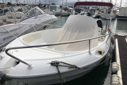 Beneteau Flyer 750 Open for sale in France for €24,500 (£21,839)