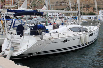 Jeanneau Sun Odyssey 45 DS for sale in Spain for €169,000 (£147,917)