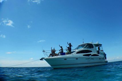 Cruisers Yachts 405 Express Motor Yacht for sale in Mexico for $179,000 (£137,459)