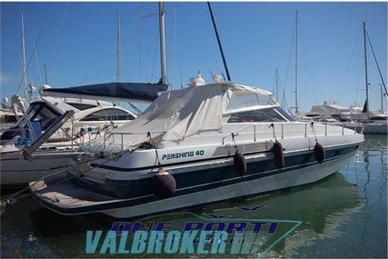 Pershing 40 for sale in Italy for €74,000 (£66,091)