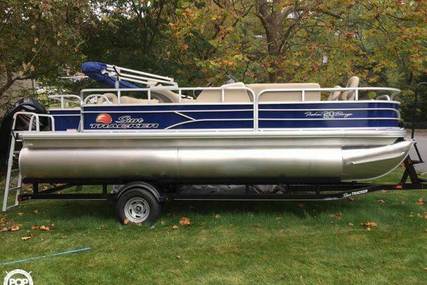 Sun Tracker Fishin Barge - 20 DLX for sale in United States of America for $24,995 (£19,680)