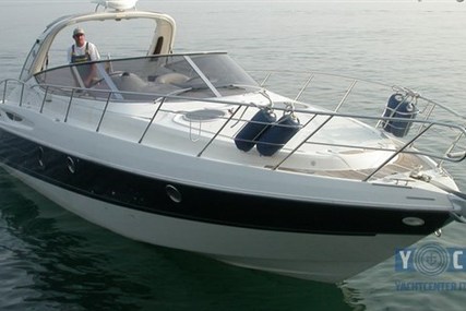 Cranchi Endurance 41 for sale in Italy for €110,000 (£96,354)