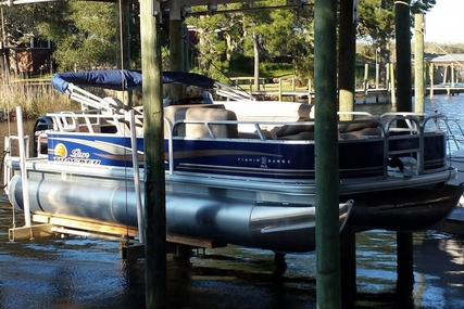 Sun Tracker Fishin' Barge 20 DLX for sale in United States of America for $20,500 (£16,043)