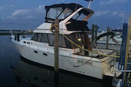 Bayliner 3288 for sale in United States of America for $31,200 (£23,277)