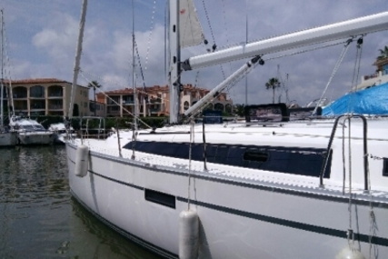Bavaria 37 Cruiser for sale in France for €109,000 (£95,402)
