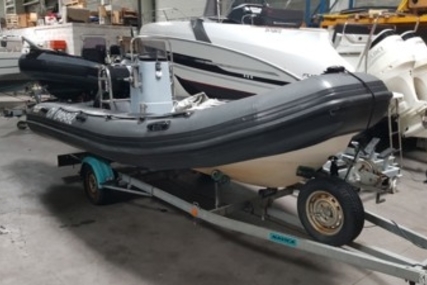 Valiant 570 DR for sale in France for €12,500 (£11,224)