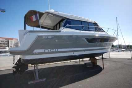 Jeanneau NC 11 for sale in France for €158,000 (£138,400)