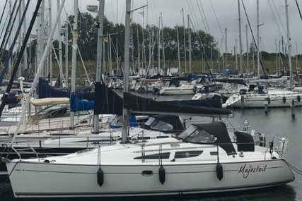 Jeanneau Sun Odyssey 35 for sale in Netherlands for €59,995 (£52,654)