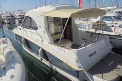 Beneteau Antares 8 for sale in France for €50,000 (£43,797)