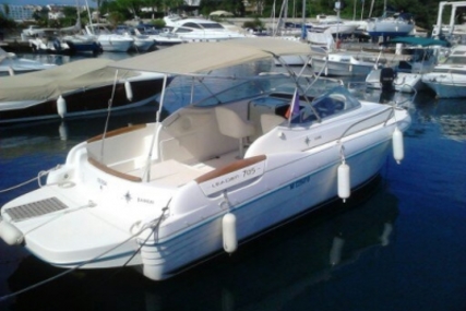 Jeanneau Leader 705 for sale in France for €16,000 (£14,010)