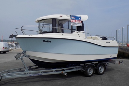 Quicksilver 605 Pilothouse for sale in United Kingdom for £31,950