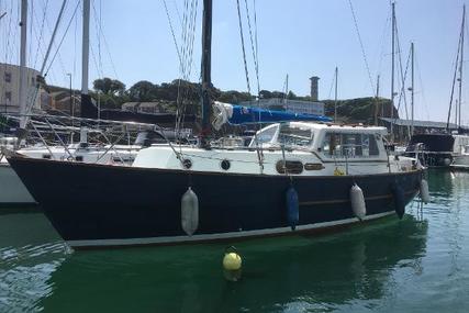 Colvic motorsailor 32 for sale in Jersey for £5,995