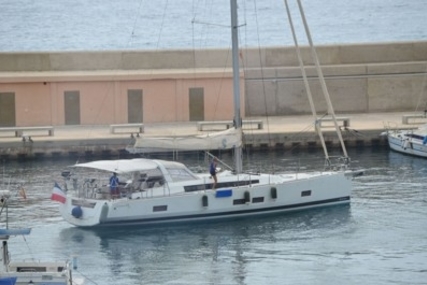 Beneteau Oceanis 55 for sale in Spain for €420,000 (£368,822)