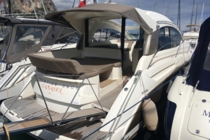 Prestige 390 S for sale in France for €210,000 (£184,035)
