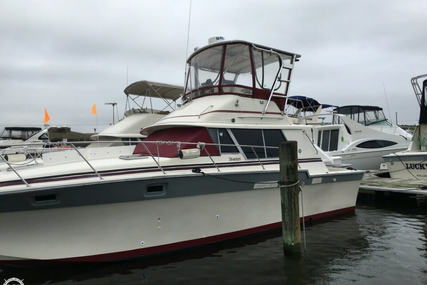 Silverton 34 Convertible for sale in United States of America for $25,600 (£19,322)