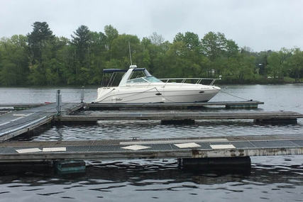 Rinker Fiesta Vee 310 for sale in United States of America for $23,000 (£17,526)