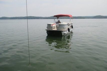 Sun Tracker Party Barge 25 Regency Edition for sale in United States of America for $27,900 (£21,452)