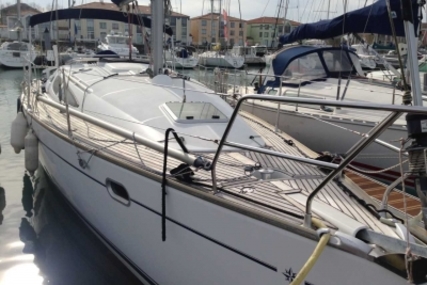 Jeanneau Sun Odyssey 35 for sale in France for €65,000 (£56,370)