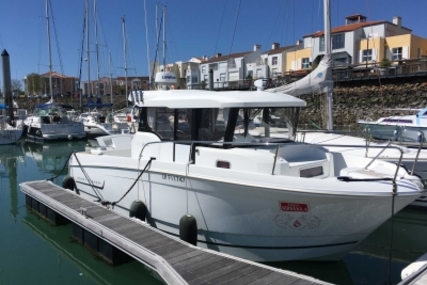 Jeanneau Merry Fisher 855 Marlin for sale in France for €96,000 (£84,202)
