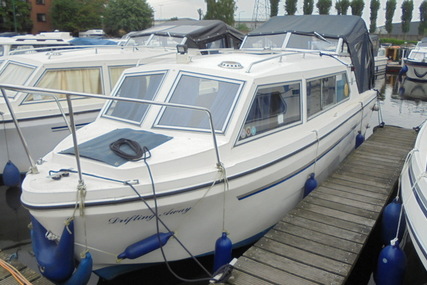 Viking Yachts 23 Narrow Beam 'Drifting Away' for sale in United Kingdom for £13,995