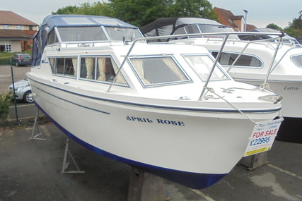 Viking Yachts 26 Widebeam 'April Rose' for sale in United Kingdom for £22,995