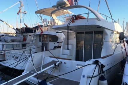 Prestige 36 for sale in France for €80,000 (£70,108)