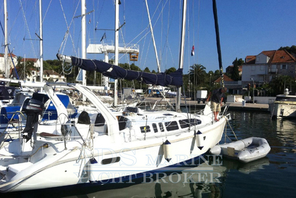 Hunter 340 for sale in Croatia for €42,500 (£37,958)