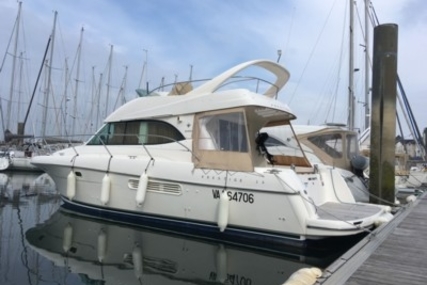 Prestige 36 for sale in France for €123,000 (£108,267)