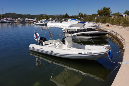 Sea Water Sea Life 550 for sale in Croatia for €22,000 (£19,649)