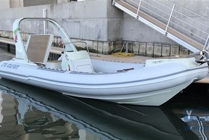Tri Marin 770 for sale in Italy for €43,000 (£38,485)
