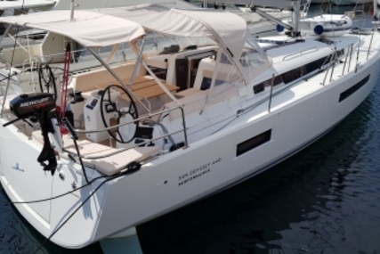 Jeanneau Sun Odyssey 440 for sale in France for €320,000 (£280,434)