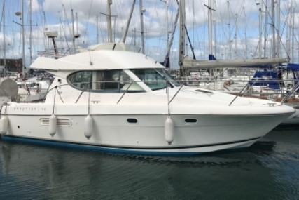 Prestige 32 for sale in Ireland for €93,500 (£84,177)