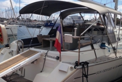Jeanneau Sun Odyssey 40 DS for sale in France for €75,000 (£67,345)