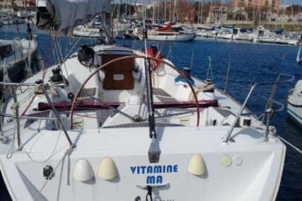 Beneteau First 40.7 for sale in France for €80,000 (£70,350)
