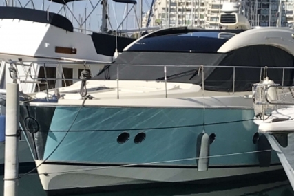 Beneteau MC 5 S for sale in France for €495,000 (£436,982)