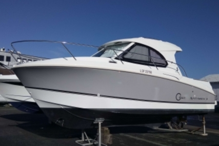Beneteau Antares 8 for sale in France for €86,900 (£77,613)